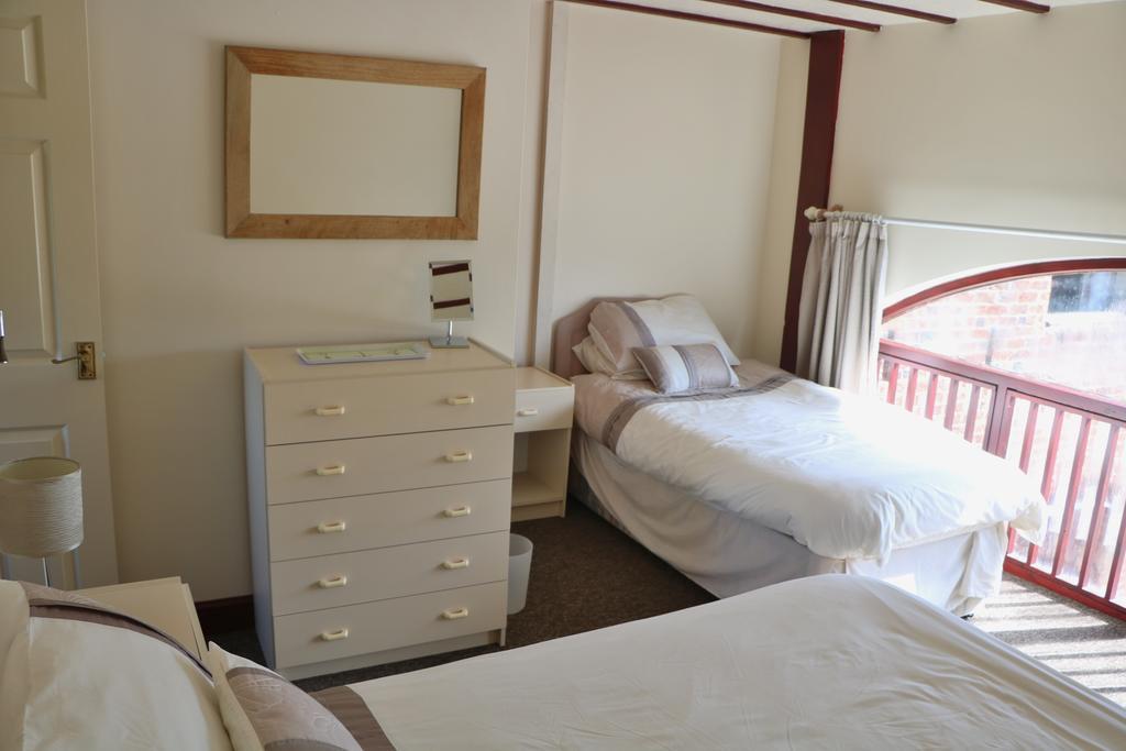 Bank Top Farm Cottages Stoke-on-Trent Luaran gambar